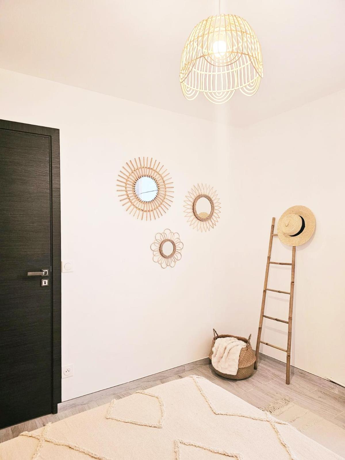 Bed & Breakfast - Entre Paris & Disneyland Apartment Roissy en Brie Bagian luar foto